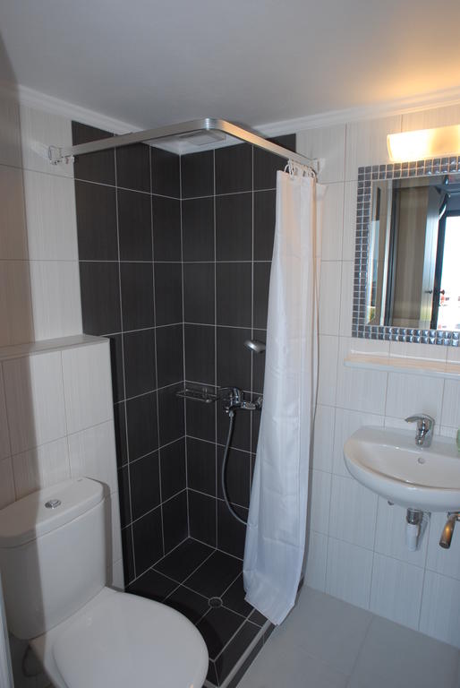 IRENE Rooms & Studios of Petra, Lesvos (Lesbos), Greece